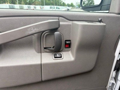 2025 GMC Savana Cargo Base