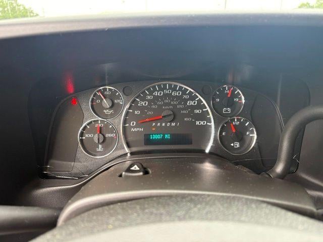 2025 GMC Savana Cargo Base