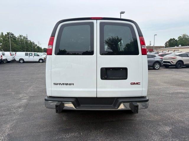 2025 GMC Savana Cargo Base