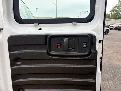 2025 GMC Savana Cargo Base