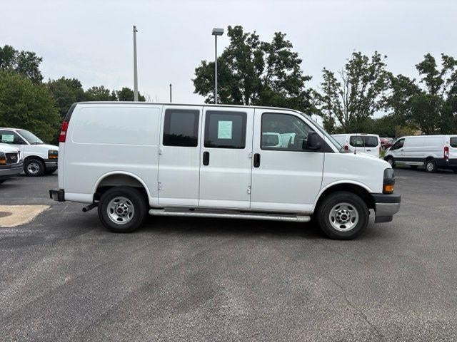 2025 GMC Savana Cargo Base