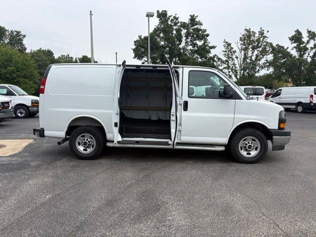 2025 GMC Savana Cargo Base