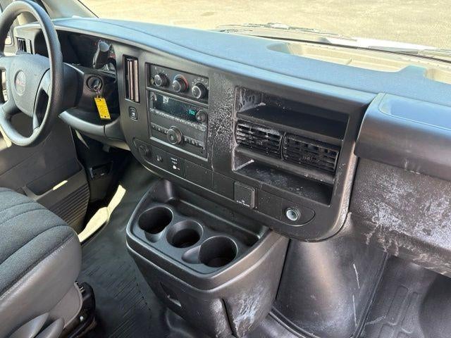 2025 GMC Savana Cargo Base