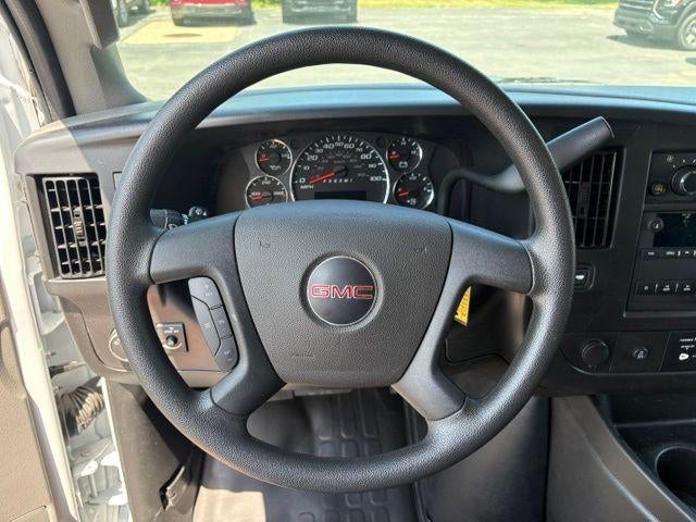 2025 GMC Savana Cargo Base
