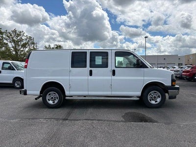 2024 GMC Savana Cargo 2500 Base