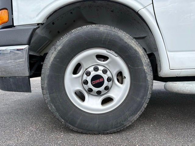 2024 GMC Savana Cargo 2500 Base
