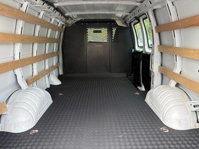 2024 GMC Savana Cargo 2500 Base