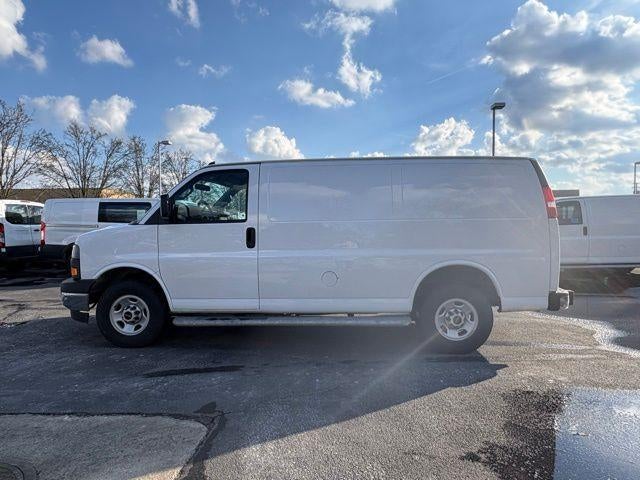 2024 GMC Savana Cargo 2500 Base