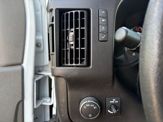 2024 GMC Savana Cargo 2500 Base