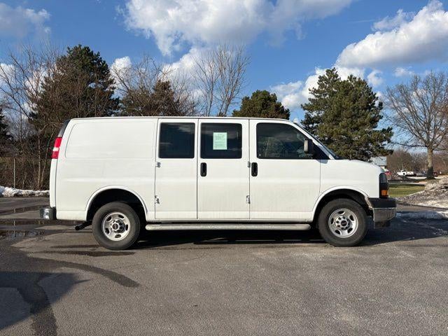 2024 GMC Savana Cargo 2500 Base