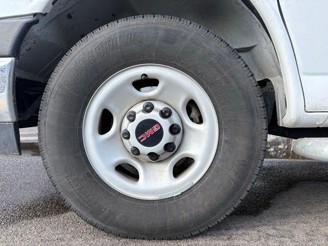 2024 GMC Savana Cargo 2500 Base