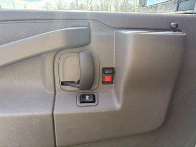 2024 GMC Savana Cargo 2500 Base