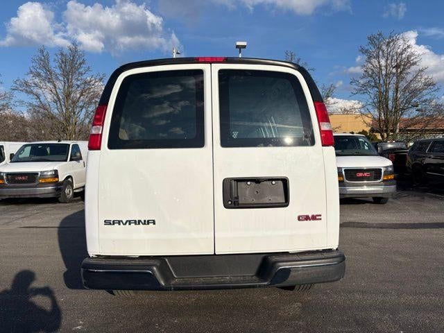 2024 GMC Savana Cargo 2500 Base