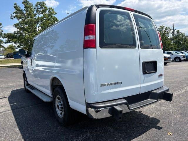 2025 GMC Savana Cargo Base