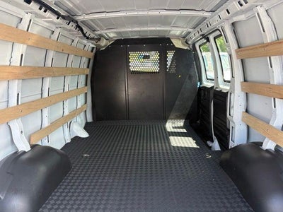 2025 GMC Savana Cargo Base