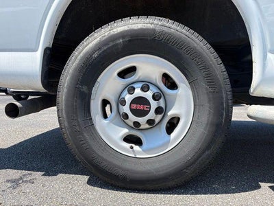 2024 GMC Savana Cargo 2500 Base