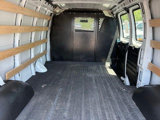 2024 GMC Savana Cargo 2500 Base
