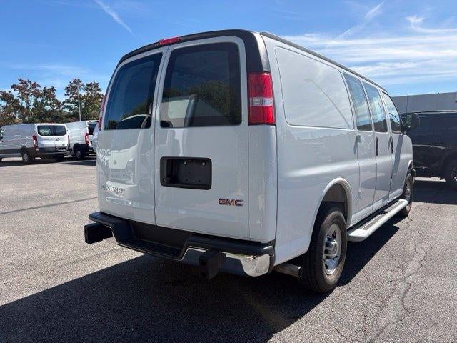 2025 GMC Savana Cargo Base