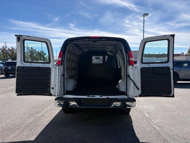 2025 GMC Savana Cargo Base