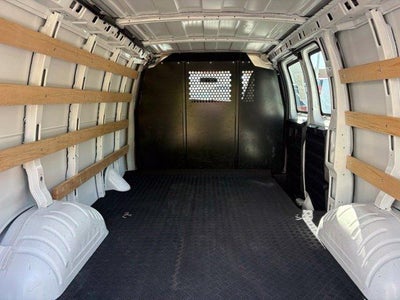 2025 GMC Savana Cargo Base