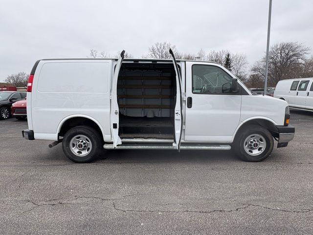 2024 GMC Savana Cargo 2500 Base