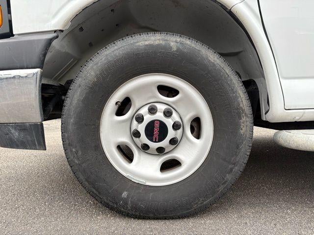 2024 GMC Savana Cargo 2500 Base