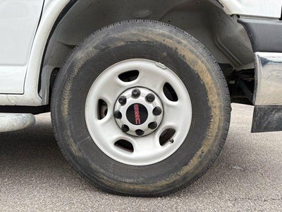 2024 GMC Savana Cargo 2500 Base