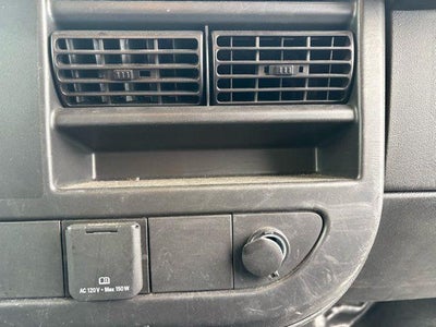 2024 GMC Savana Cargo 2500 Base