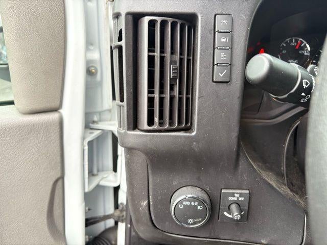 2024 GMC Savana Cargo 2500 Base