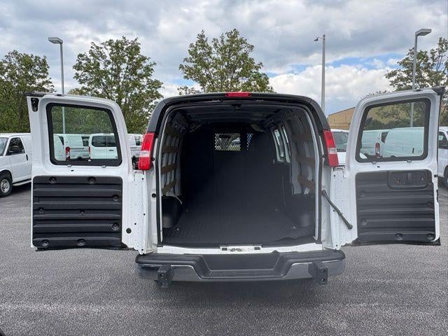 2024 GMC Savana Cargo 2500 Base