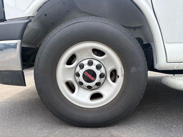 2024 GMC Savana Cargo 2500 Base