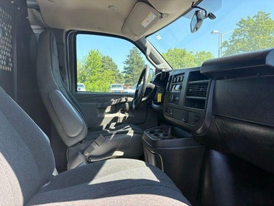 2024 GMC Savana Cargo 2500 Base