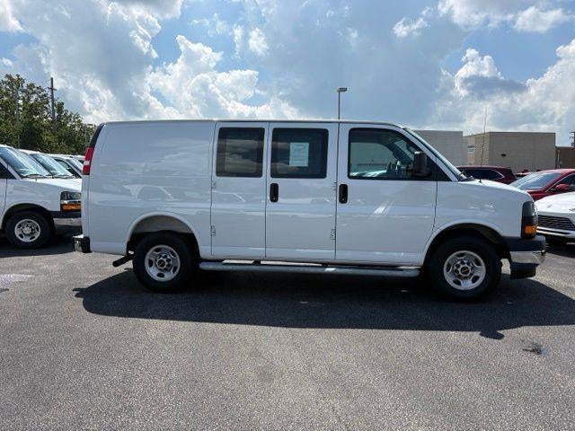 2025 GMC Savana Cargo Base