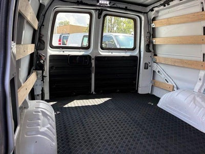 2025 GMC Savana Cargo Base