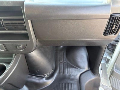 2025 GMC Savana Cargo Base
