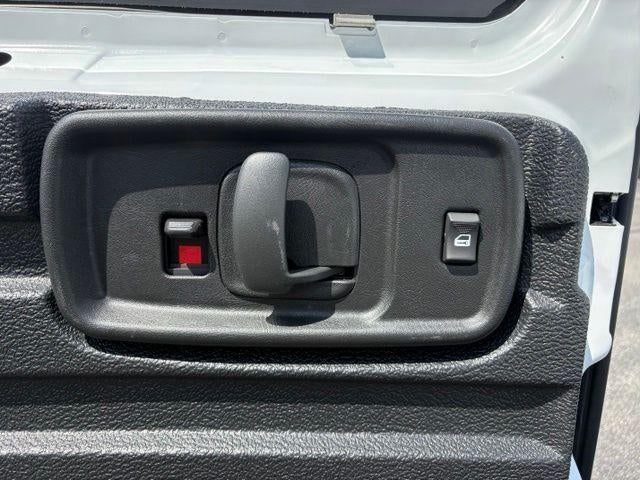 2025 GMC Savana Cargo Base