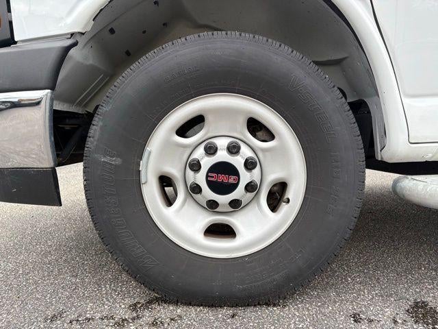 2024 GMC Savana Cargo 2500 Base