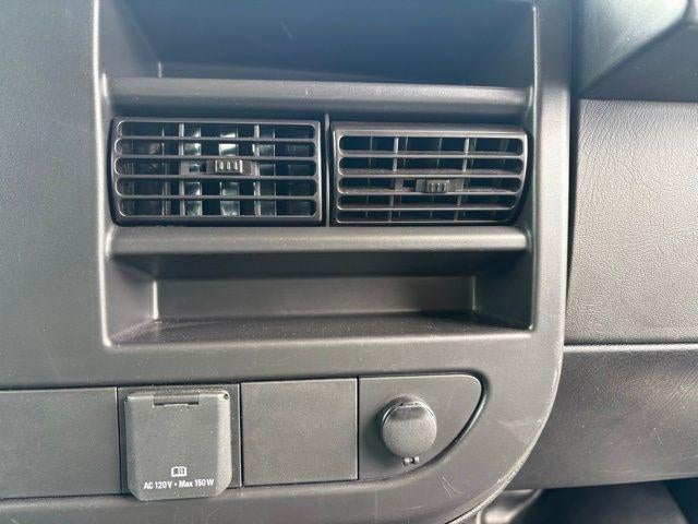 2024 GMC Savana Cargo 2500 Base