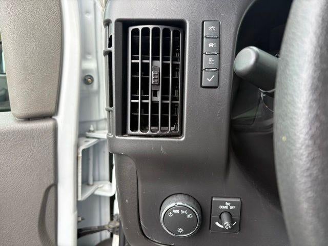 2024 GMC Savana Cargo 2500 Base