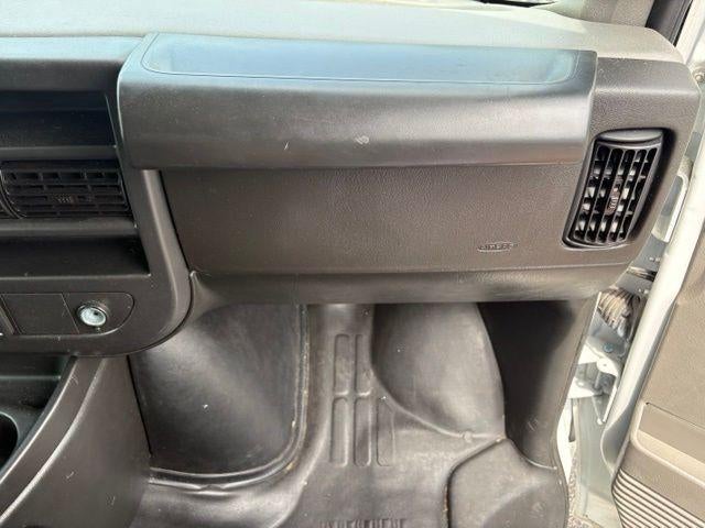 2024 GMC Savana Cargo 2500 Base
