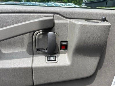 2024 GMC Savana Cargo 2500 Base