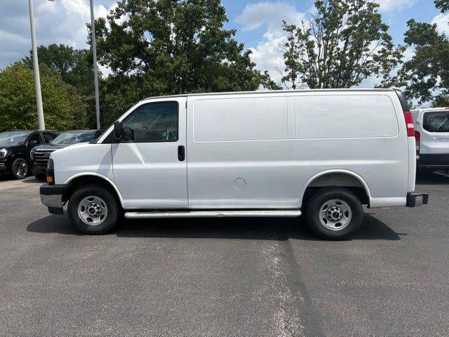 2025 GMC Savana Cargo Base