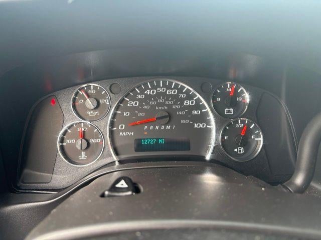 2025 GMC Savana Cargo Base