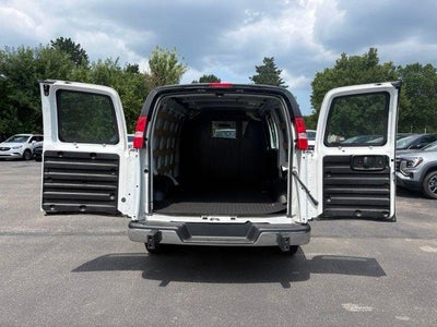 2025 GMC Savana Cargo Base
