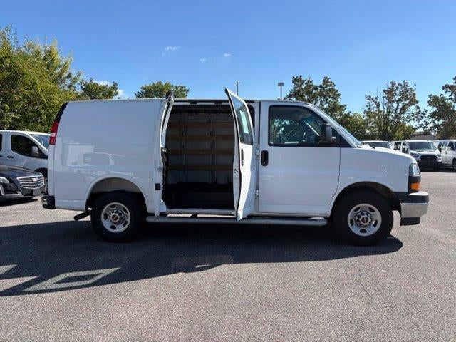 2025 GMC Savana Cargo Base