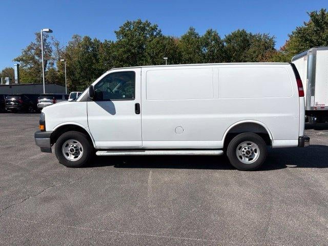 2025 GMC Savana Cargo Base