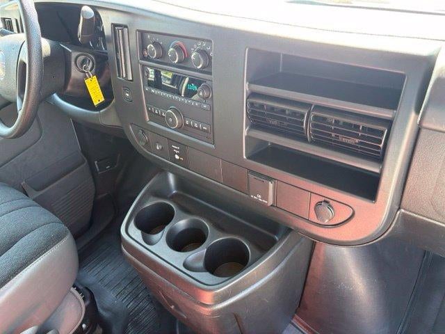 2025 GMC Savana Cargo Base