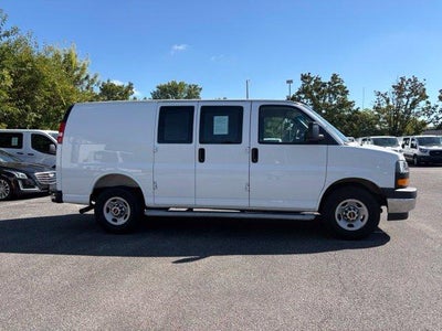 2025 GMC Savana Cargo Base