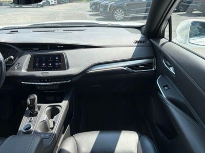 2021 Cadillac XT4 FWD Premium Luxury
