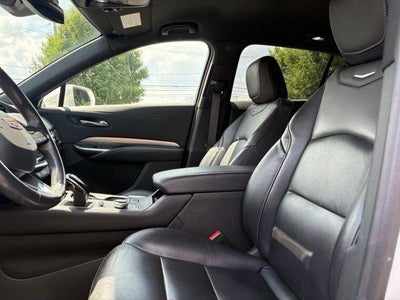 2021 Cadillac XT4 FWD Premium Luxury